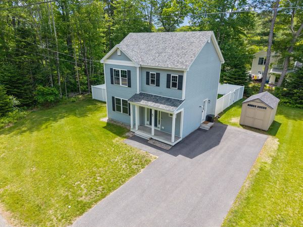 42 Admiral Harry Rich Drive, Brunswick, ME 04011