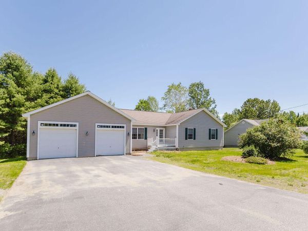 220 Granite Heights , Farmington, ME 04938