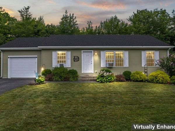 14 Fox Hollow Drive , Auburn, ME 04210