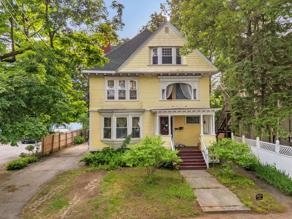 21 Laurel Avenue, Auburn, ME 04210