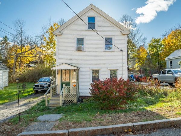 18 Weymouth Street , Richmond, ME 04357