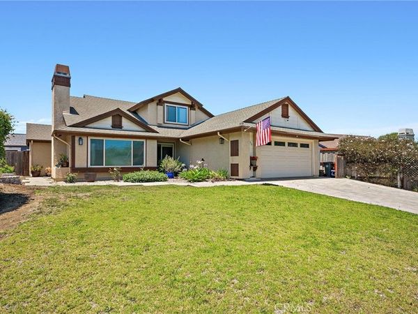 833 Escuela Court, San Luis Obispo, CA 93405