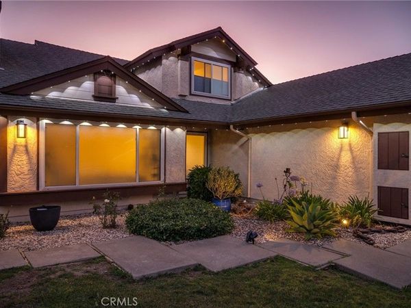 833 Escuela Court, San Luis Obispo, CA 93405