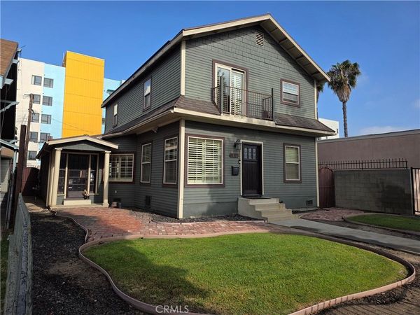 1411 Elm Avenue , Long Beach, CA 90813