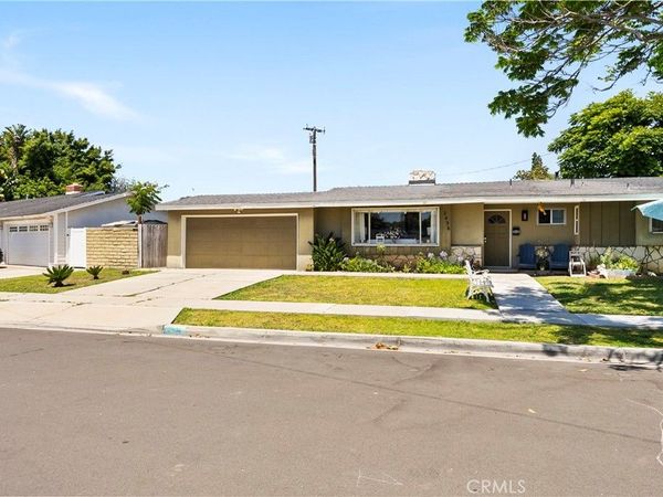 2436 Littleton , Costa Mesa, CA 92626