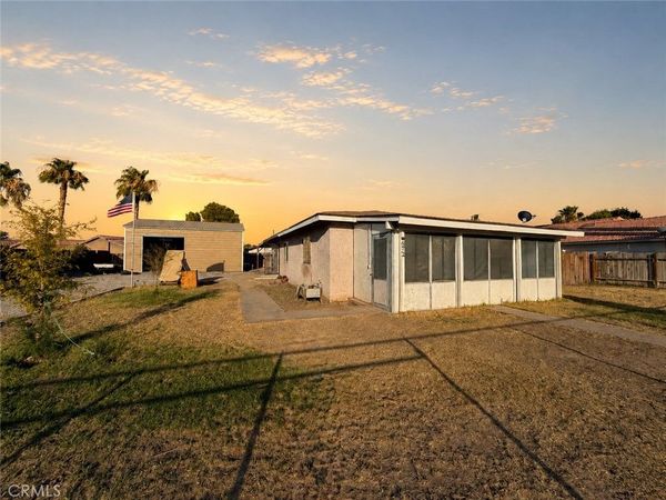 872 N Broadway , Blythe, CA 92225