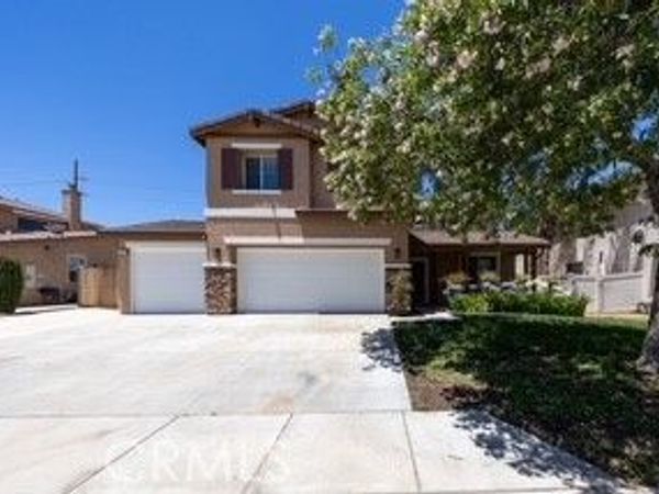 1122 Enchanted , San Jacinto, CA 92582