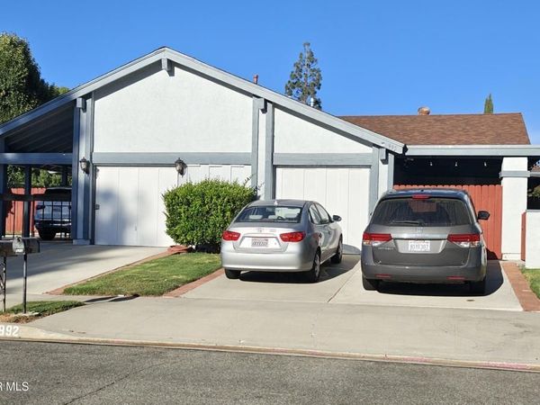 992 Vallejo Avenue , Simi Valley, CA 93065