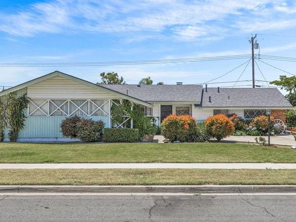 8822 Lola Avenue , Anaheim, CA 92804