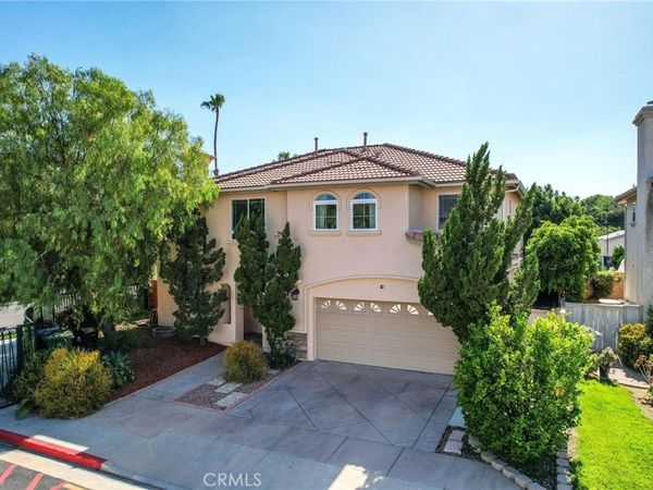8501 Browns Creek Ln, Canoga Park, CA 91304