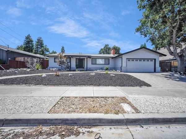 781 E Angela St , Pleasanton, CA 94566