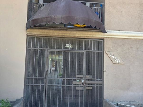 7490 Magnolia , Unit T, Riverside, CA 92504