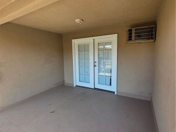 7490 Magnolia , Unit U, Riverside, CA 92504