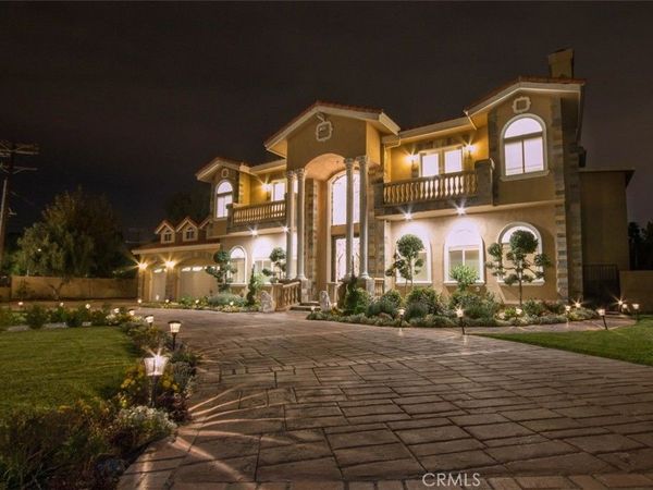 10062 Valley Circle Boulevard , Chatsworth, CA 91311