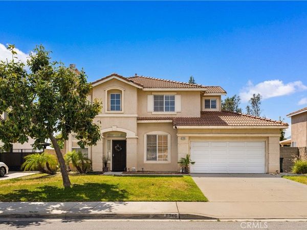 6766 Royal Crest Court , Fontana, CA 92336
