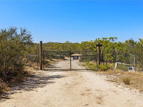 44627 Laura Lane , Aguanga, CA 92536