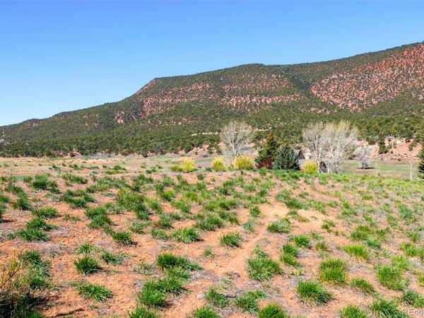 375 Red Fox Drive , Gypsum, CO 81637