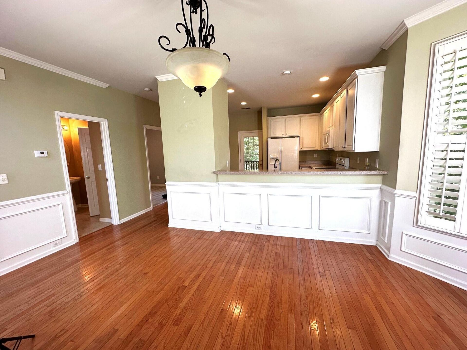 2858 Woodland Park Drive Photo 12