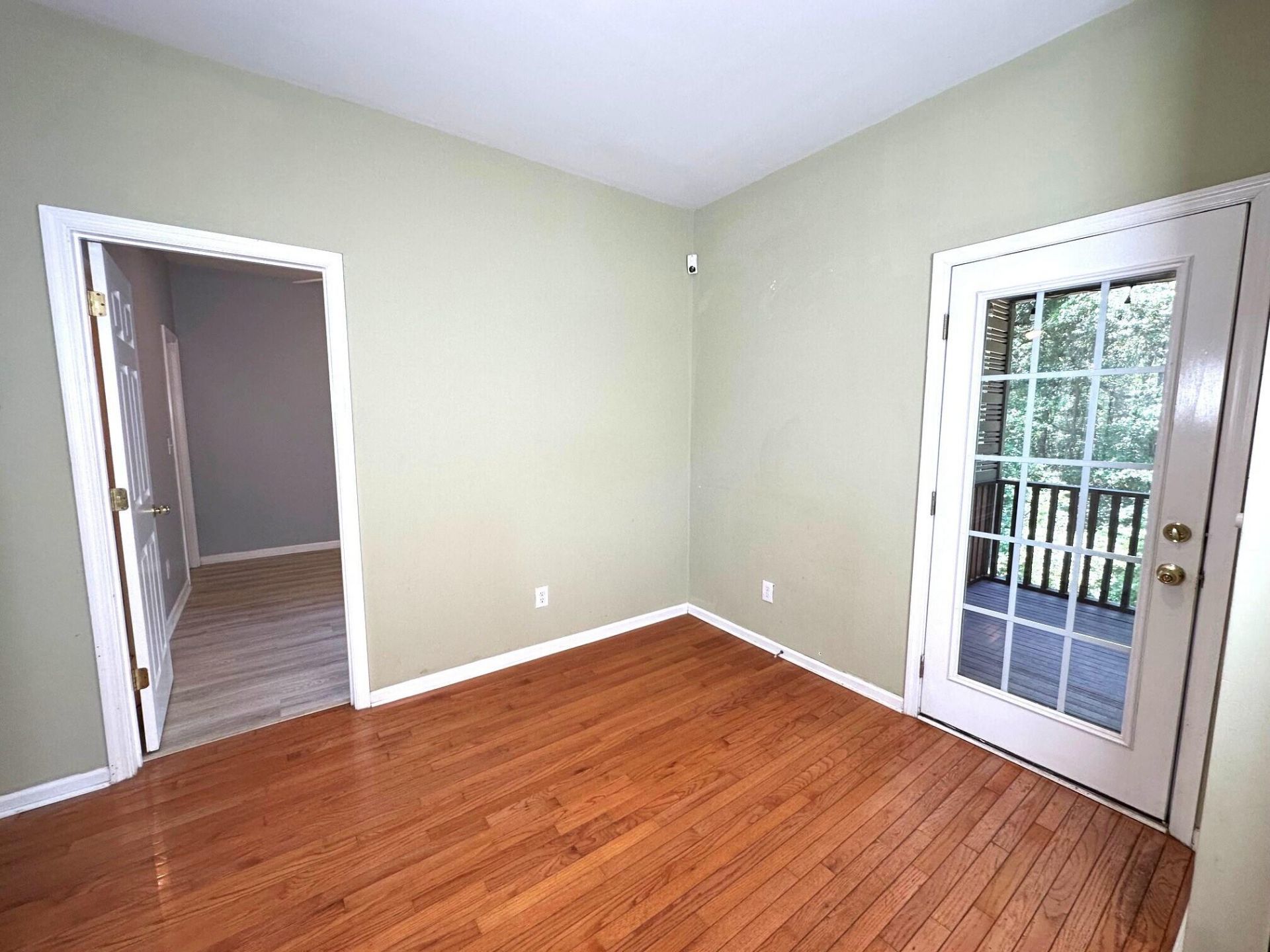 2858 Woodland Park Drive Photo 18
