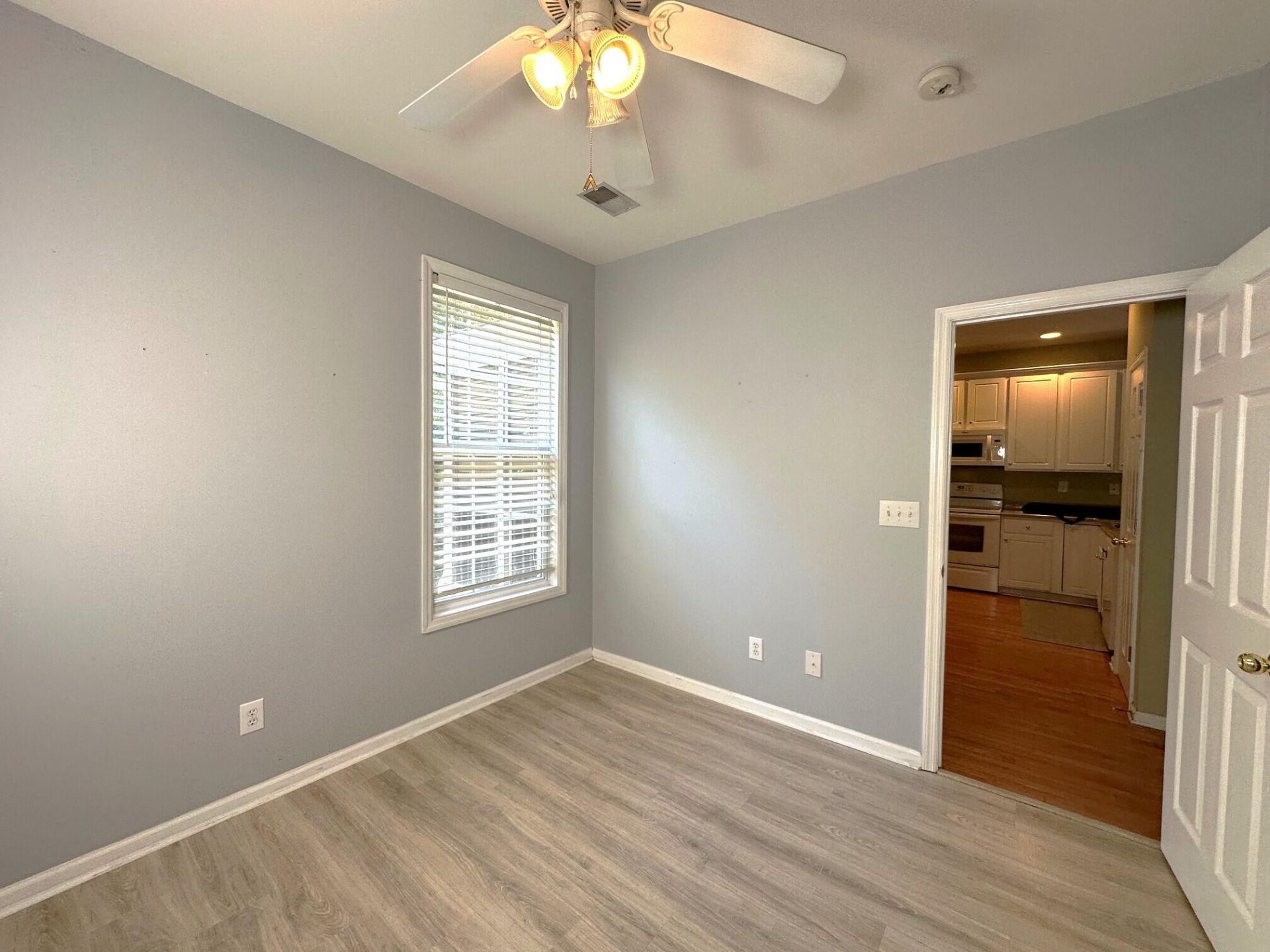 2858 Woodland Park Drive Photo 22