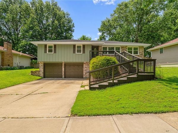 7401 NW 77th Terrace, Kansas City, MO 64152