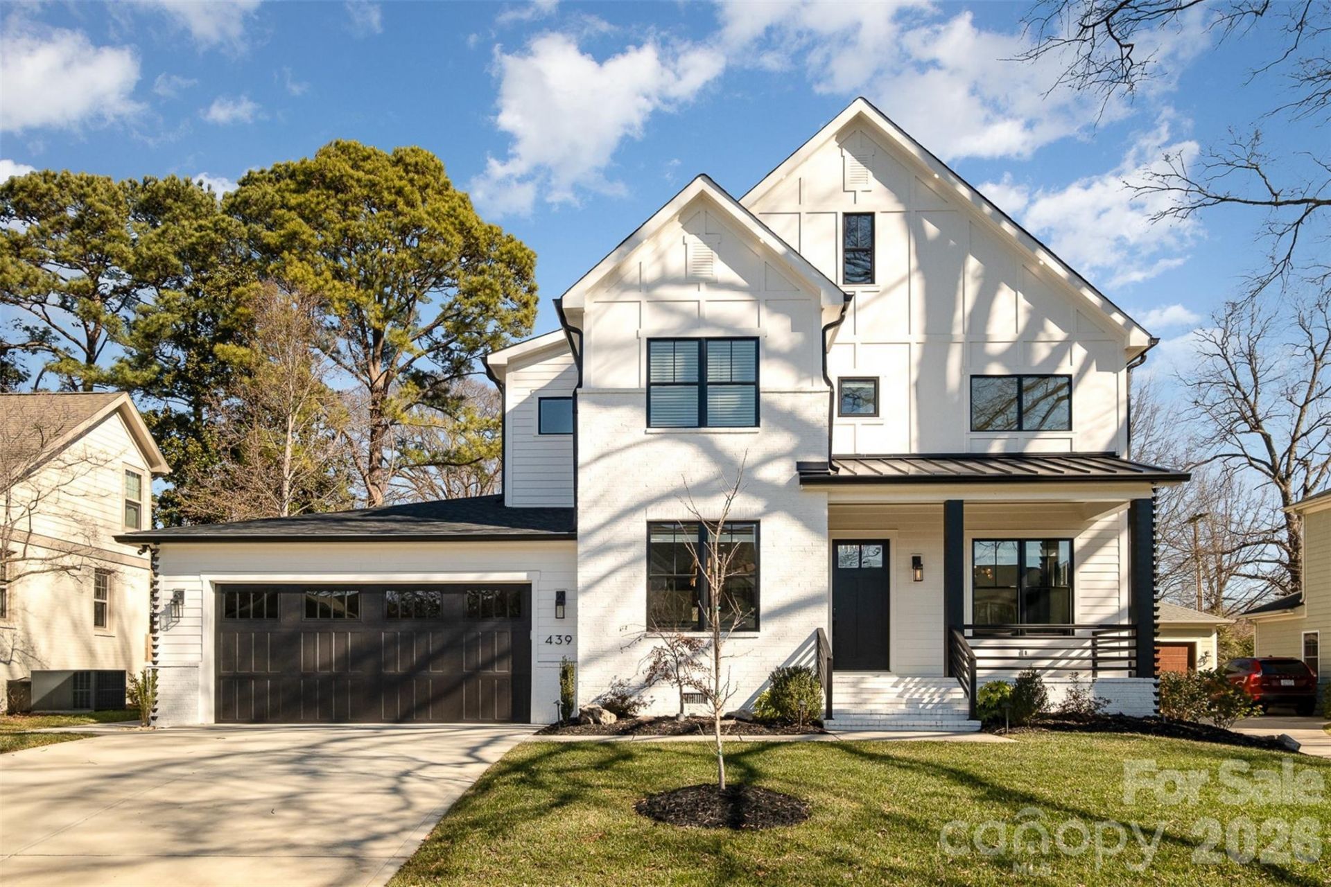 439 Melbourne Court, Charlotte, NC 28209 Main Photo