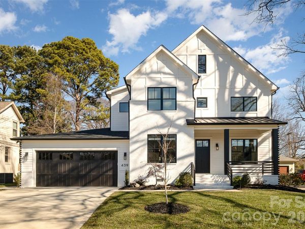 439 Melbourne Court, Charlotte, NC 28209