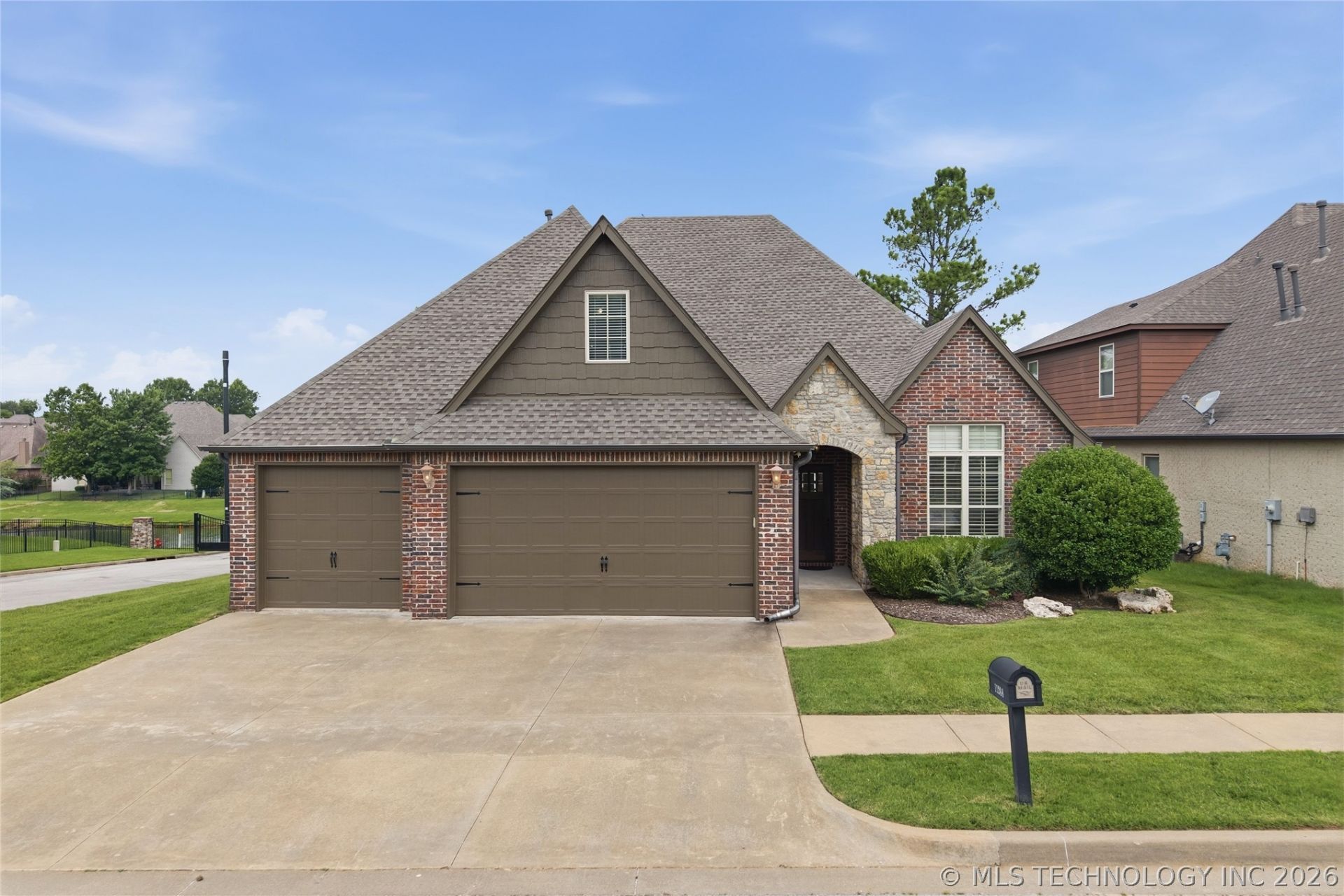 11248 S 75th Avenue E, Bixby, OK 74008 Main Photo