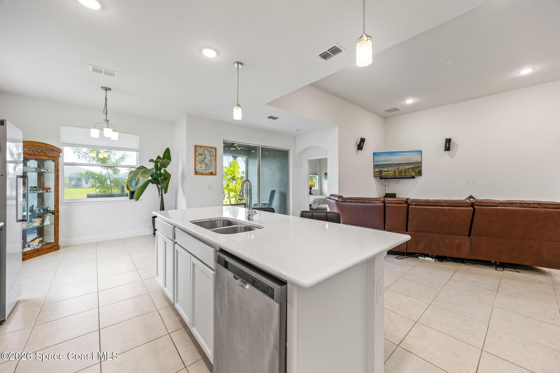 4398 Lago Vista Drive , Micco, FL 32976 Photo