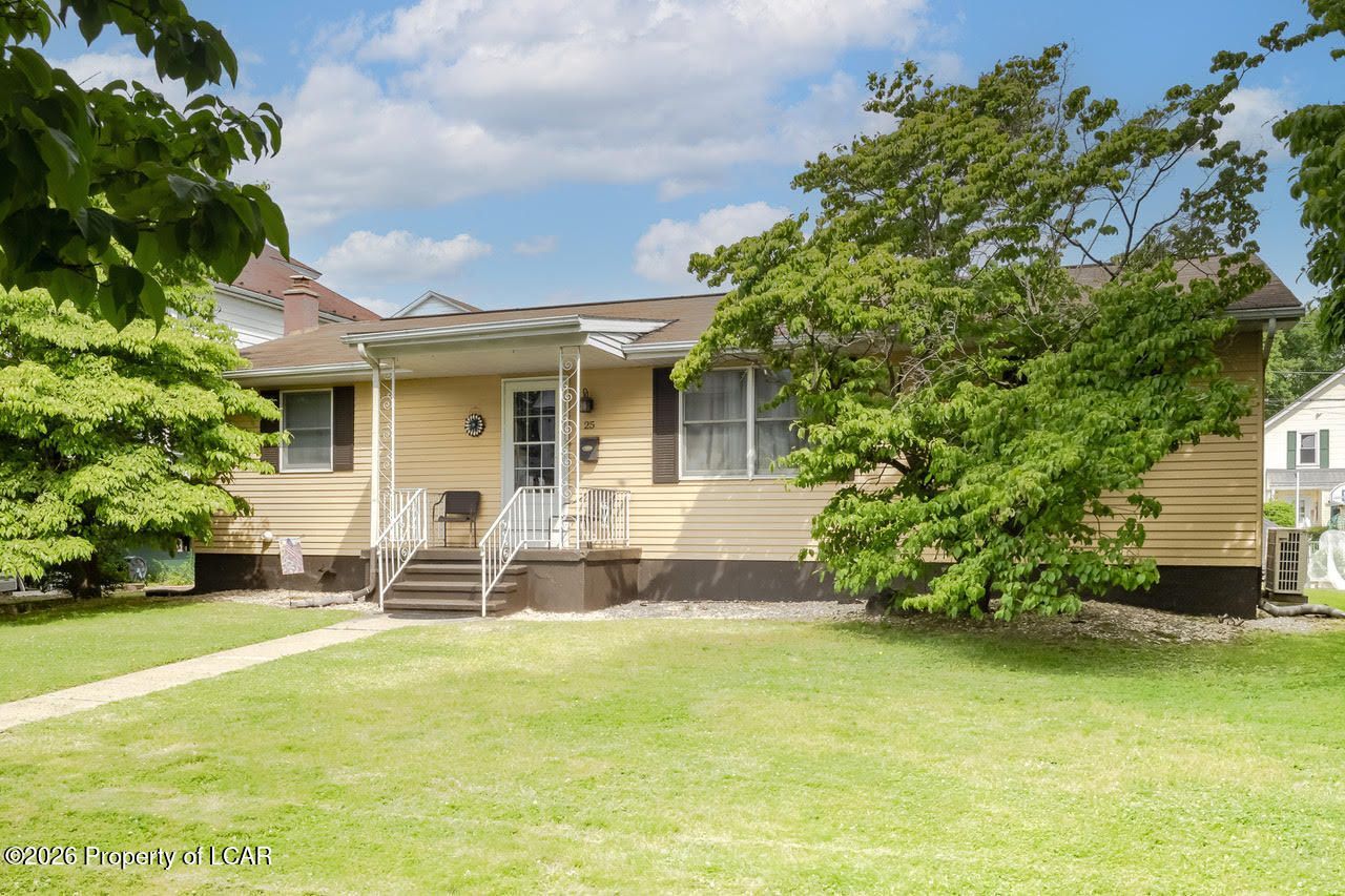 25 S Atherton, Kingston, PA 18704 Main Photo