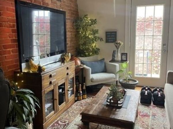 554 East 4th Street, Unit 6, Boston, MA 02127