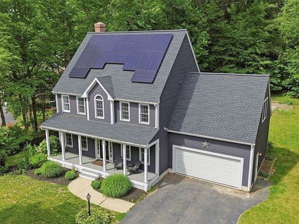 150 Samuel Dr, Northbridge, MA 01588
