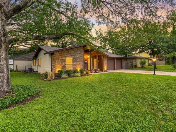 5001 Creekline DR, Austin, TX 78745