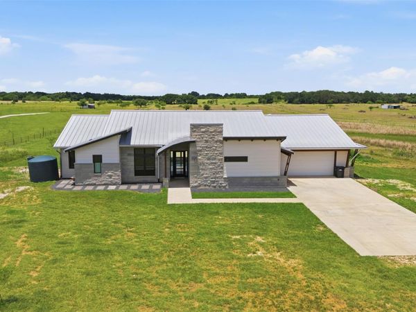 374 County Road 236, Florence, TX 76527