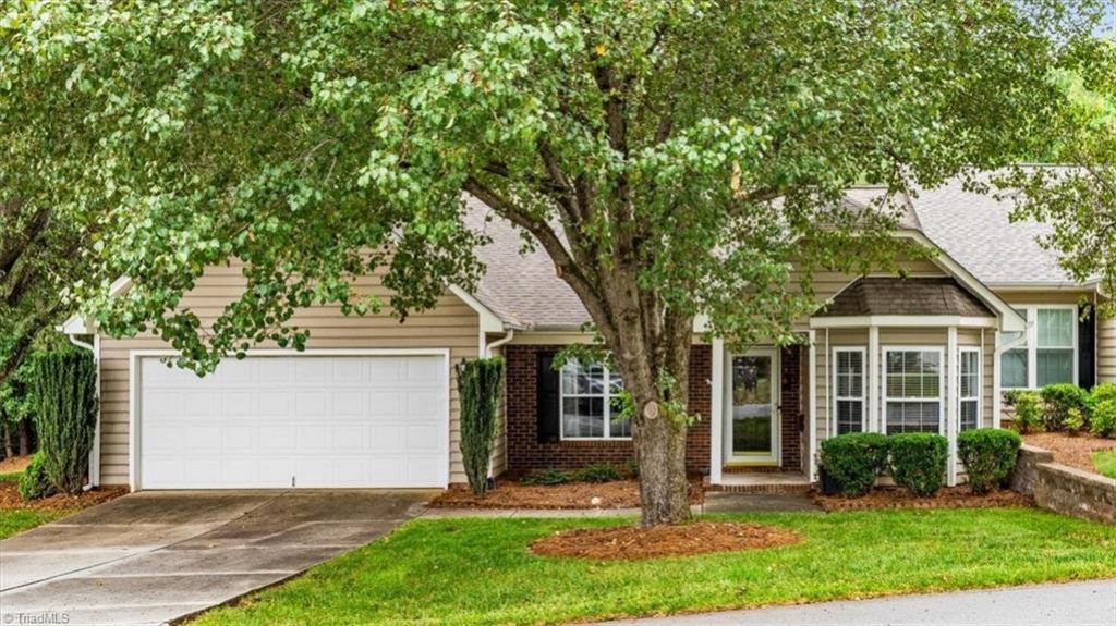 8 Mansfield Circle, Greensboro, NC 27455 Main Photo