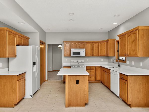 7893 Aspen Drive, West Des Moines, IA 50266