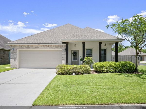 12175 Grand Wood Ave, Gonzales, LA 70737