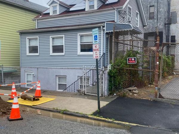 8 Morris Place , Yonkers, NY 10705