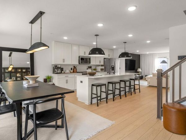 15577 Everglade Avenue , Apple Valley, MN 55124