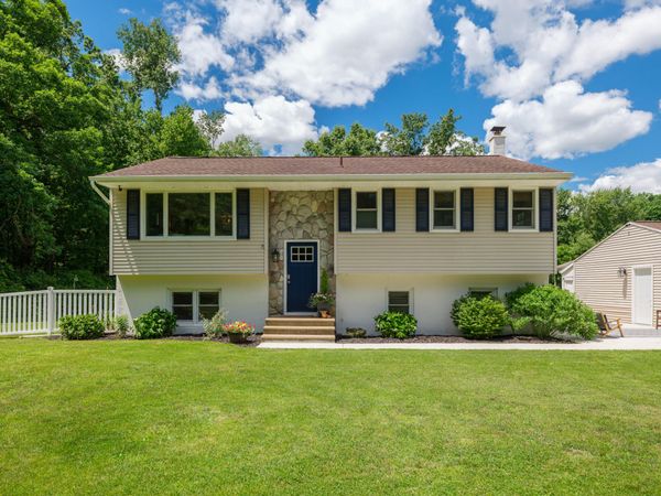 5478 S 31st Street, Kalamazoo, MI 49048