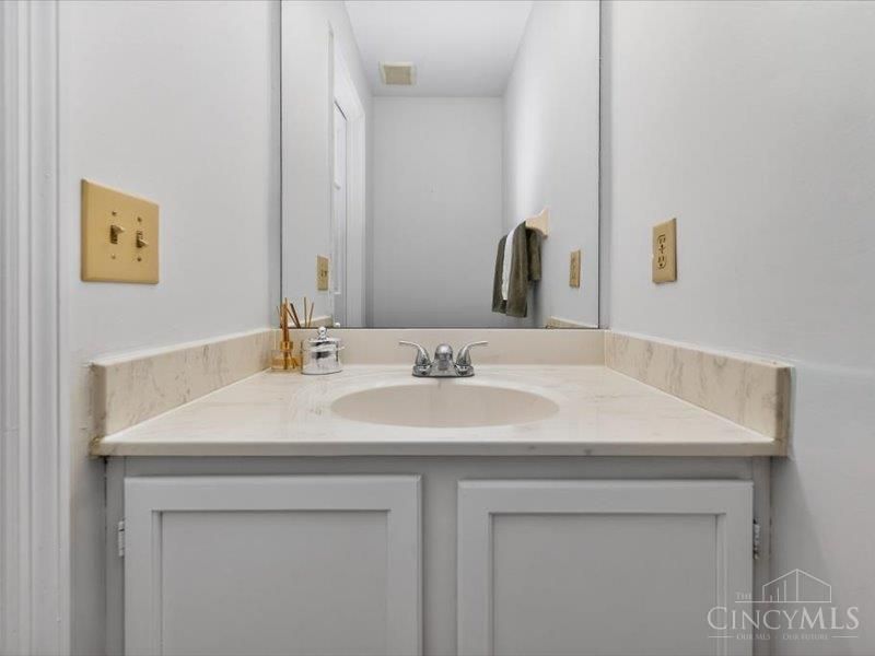 100 Thorobred Road, Loveland, OH 45140 Photo 24