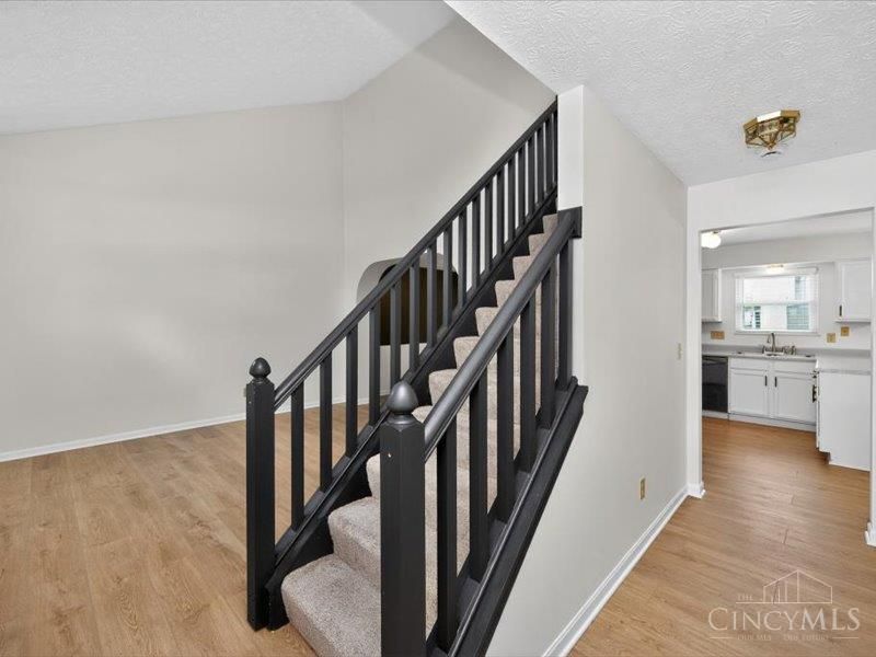 100 Thorobred Road, Loveland, OH 45140 Photo 7