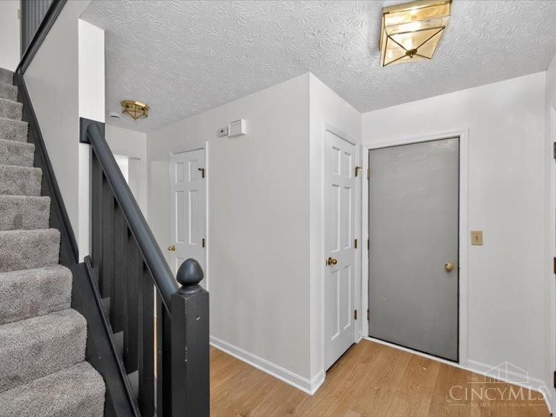 100 Thorobred Road, Loveland, OH 45140 Photo 8