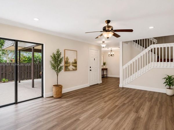 2560 NW 99th Ave , Coral Springs, FL 33065