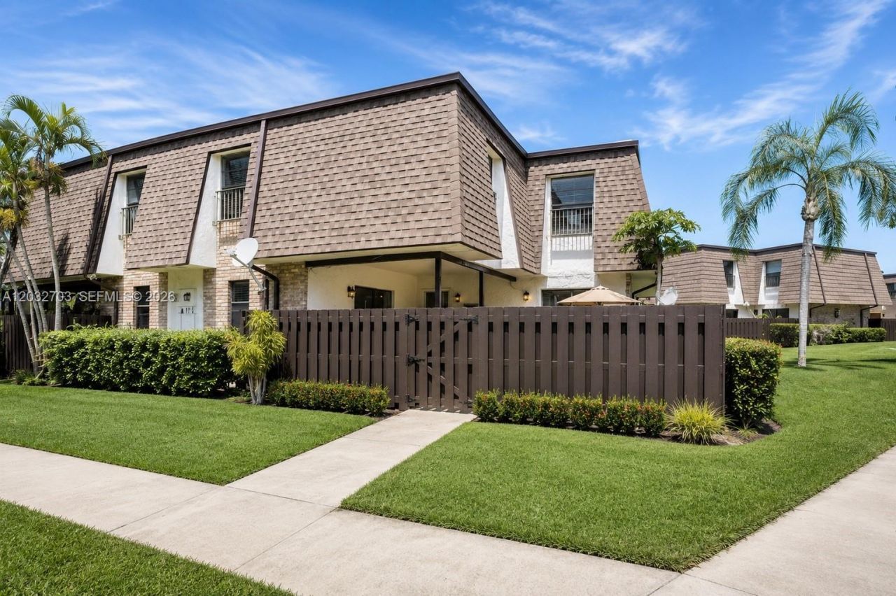 2560 NW 99th Ave, Coral Springs, FL 33065 Photo