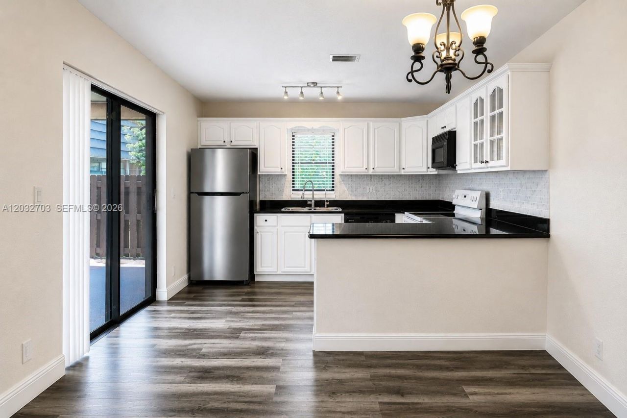 2560 NW 99th Ave, Coral Springs, FL 33065 Photo