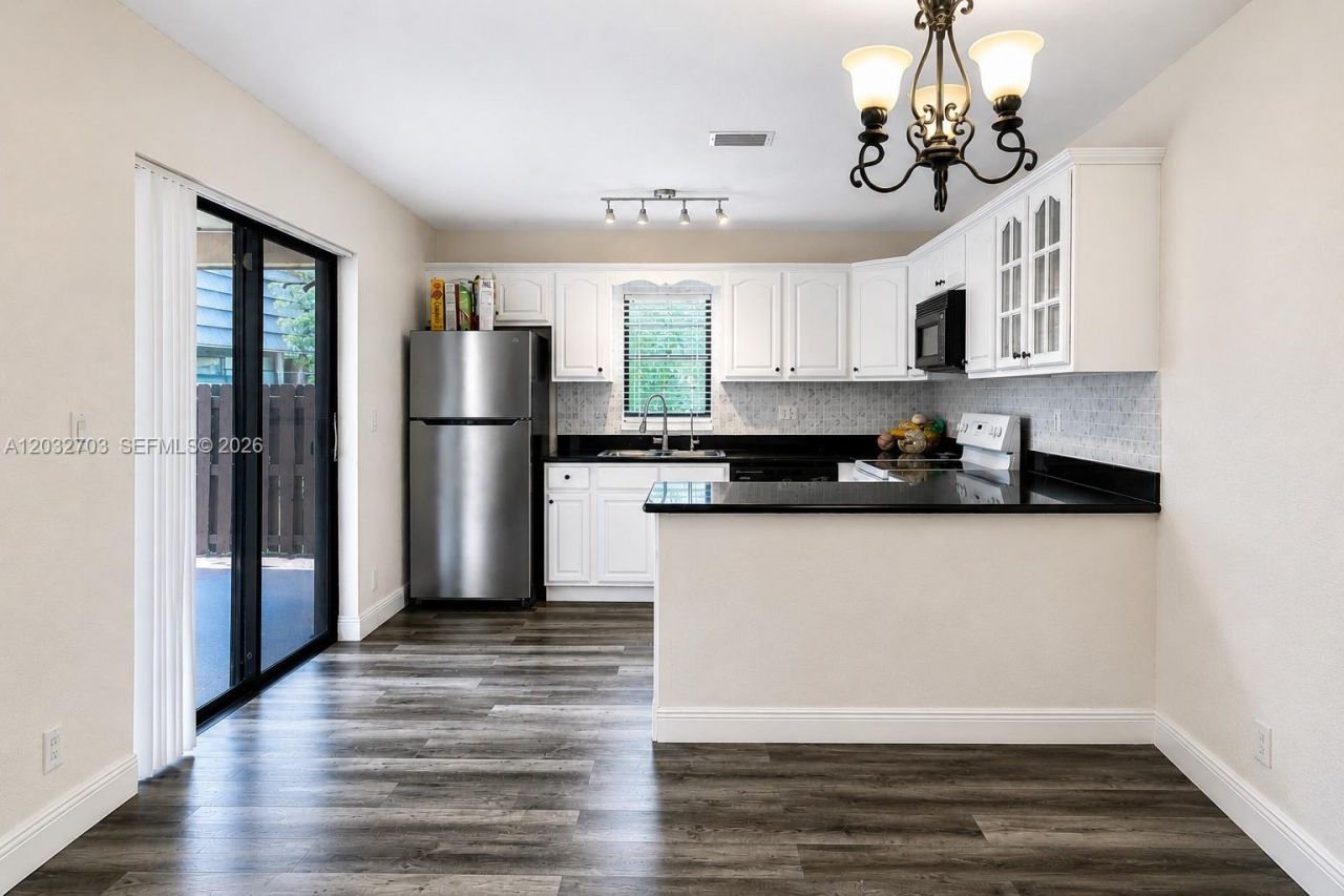 2560 NW 99th Ave, Coral Springs, FL 33065 Photo