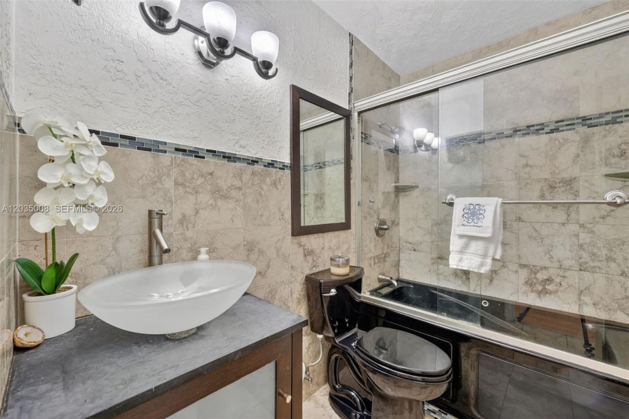 7917 SW 104th St, Unit 201F, Miami, FL 33156 Photo