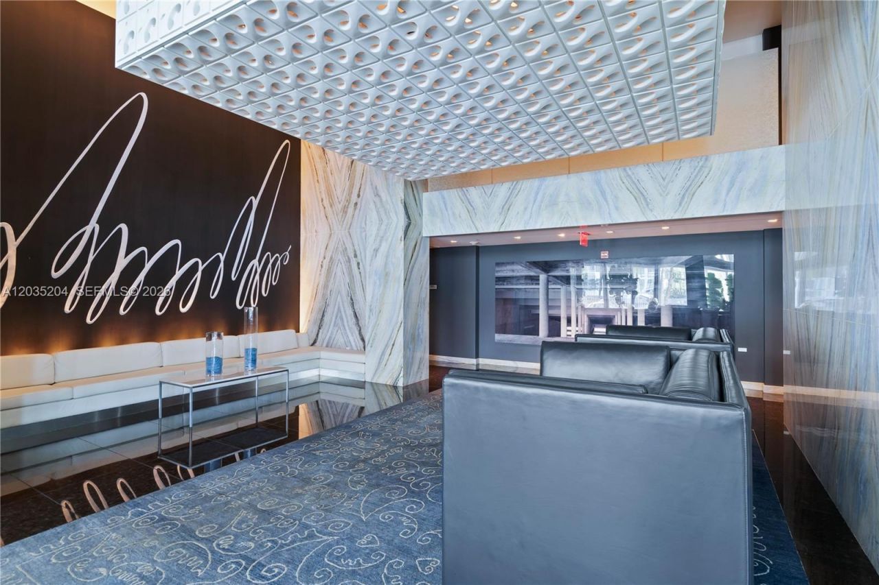 335 S Biscayne Blvd , Unit 3108, Miami, FL 33131 Photo