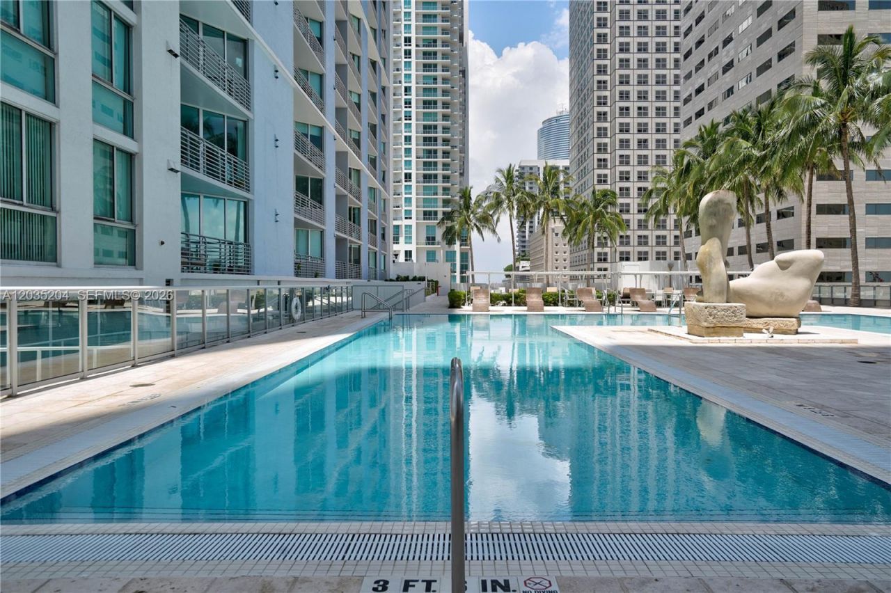 335 S Biscayne Blvd , Unit 3108, Miami, FL 33131 Photo